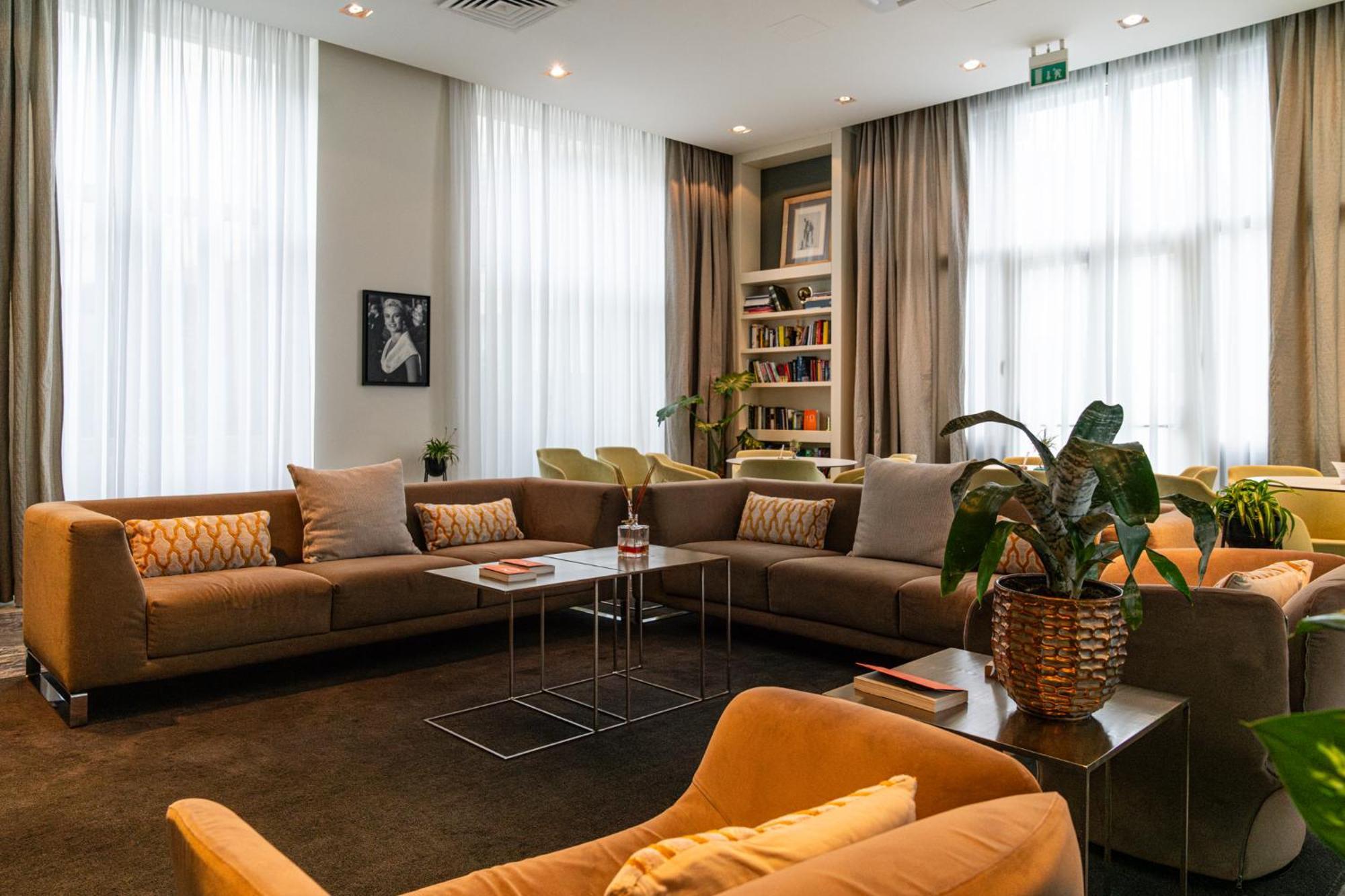 Araba Fenice Hotel Iseo Ngoại thất bức ảnh